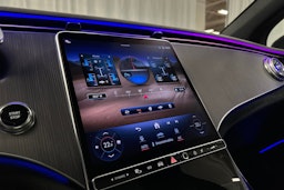 harmaa Mercedes-Benz EQS SUV 2023 kuva 25.