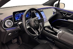 Harmaa Mercedes-Benz EQS SUV 2023 kuva 7.