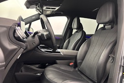 Harmaa Mercedes-Benz EQS SUV 2023 kuva 15.