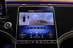 Harmaa Mercedes-Benz EQS SUV 2023 kuva 21.