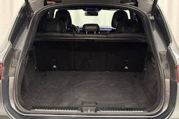 Harmaa Mercedes-Benz EQS SUV 2023 kuva 27.