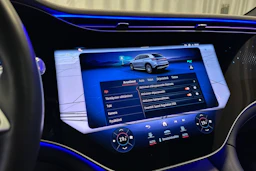 harmaa Mercedes-Benz EQS SUV 2023 kuva 23.