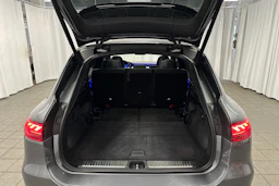 harmaa Mercedes-Benz EQS SUV 2023 kuva 37.