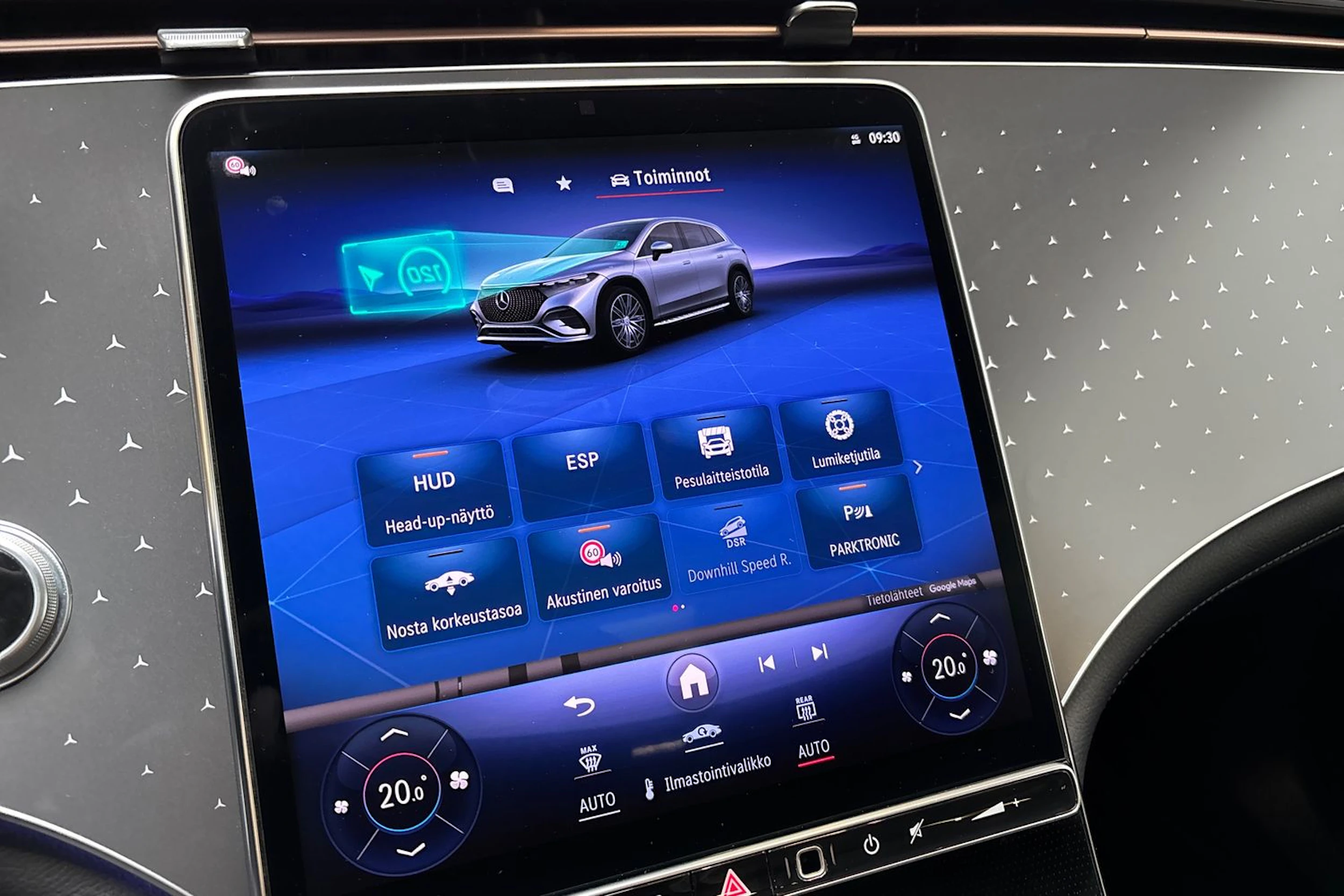 musta Mercedes-Benz EQS SUV 2023 kuva 35.