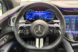 musta Mercedes-Benz EQS SUV 2023 kuva 22.