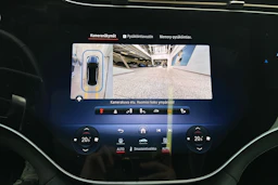 musta Mercedes-Benz EQS SUV 2023 kuva 27.