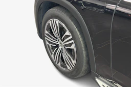 Musta Mercedes-Benz EQS SUV 2024 kuva 9.