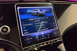 Musta Mercedes-Benz EQS SUV 2024 kuva 28.