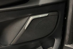 harmaa Mercedes-Benz EQV 2020 kuva 26.