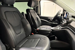 harmaa Mercedes-Benz EQV 2020 kuva 27.