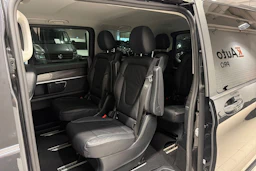 harmaa Mercedes-Benz EQV 2020 kuva 28.