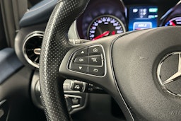 valkoinen Mercedes-Benz EQV 2020 kuva 7.