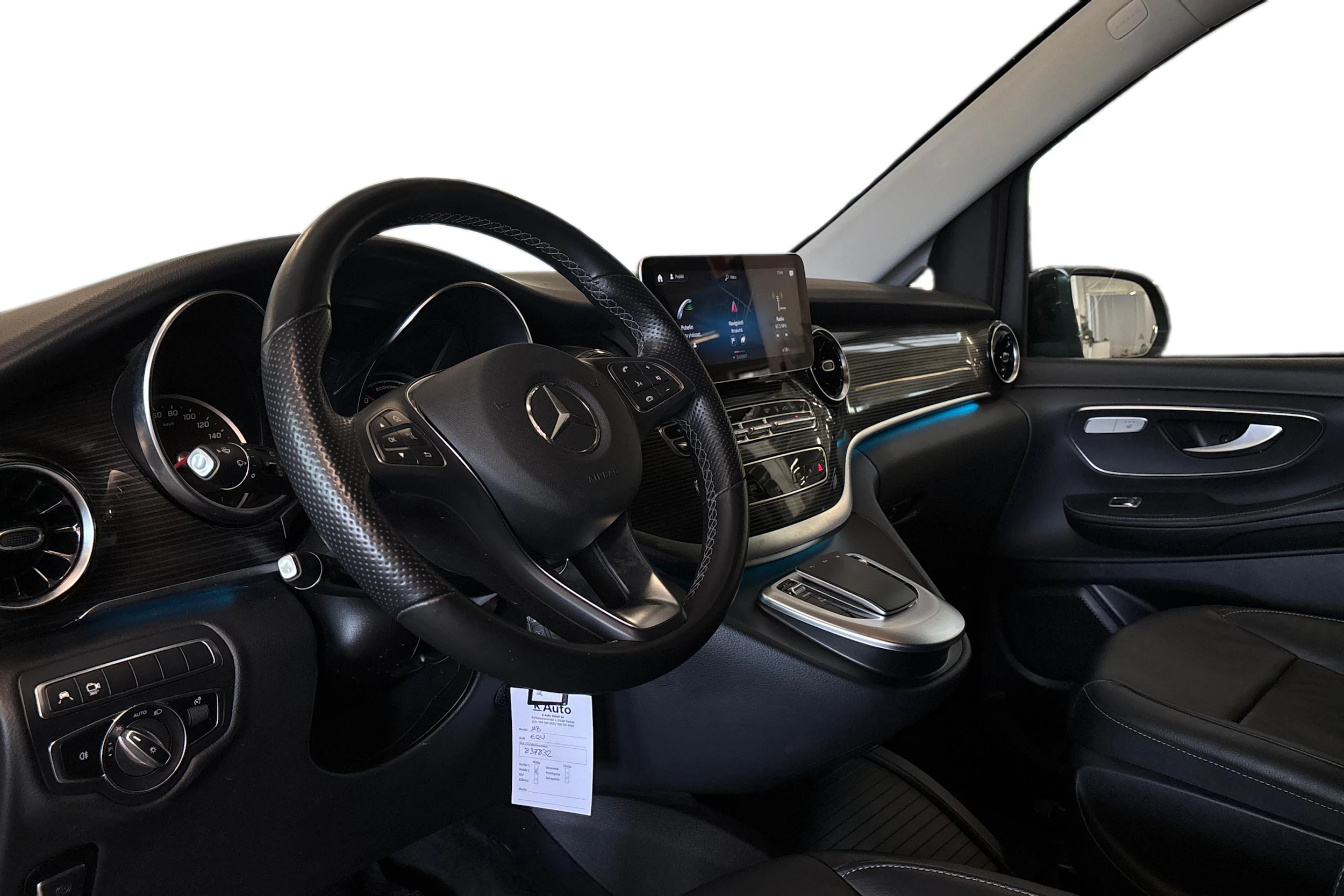 harmaa Mercedes-Benz EQV 2021 kuva 3.