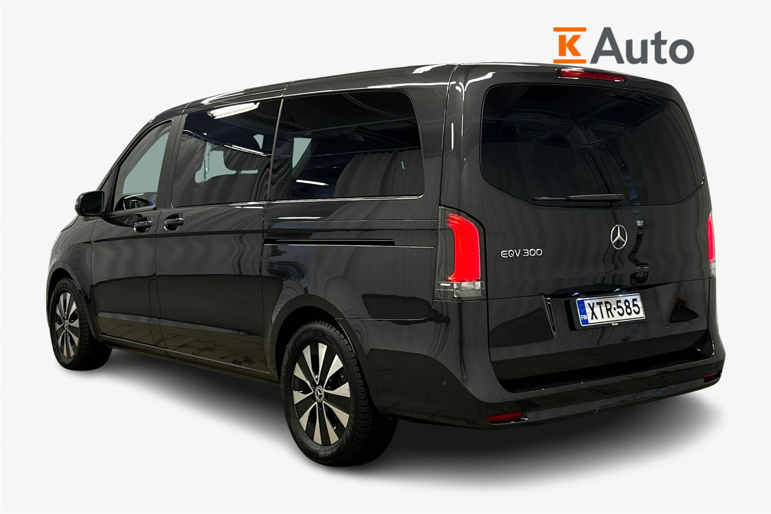 harmaa Mercedes-Benz EQV 2024 kuva 3.