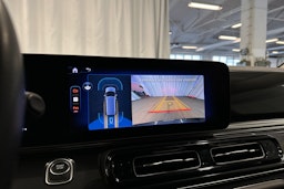 harmaa Mercedes-Benz EQV 2024 kuva 17.