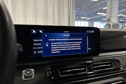 harmaa Mercedes-Benz EQV 2024 kuva 19.