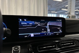 harmaa Mercedes-Benz EQV 2024 kuva 20.