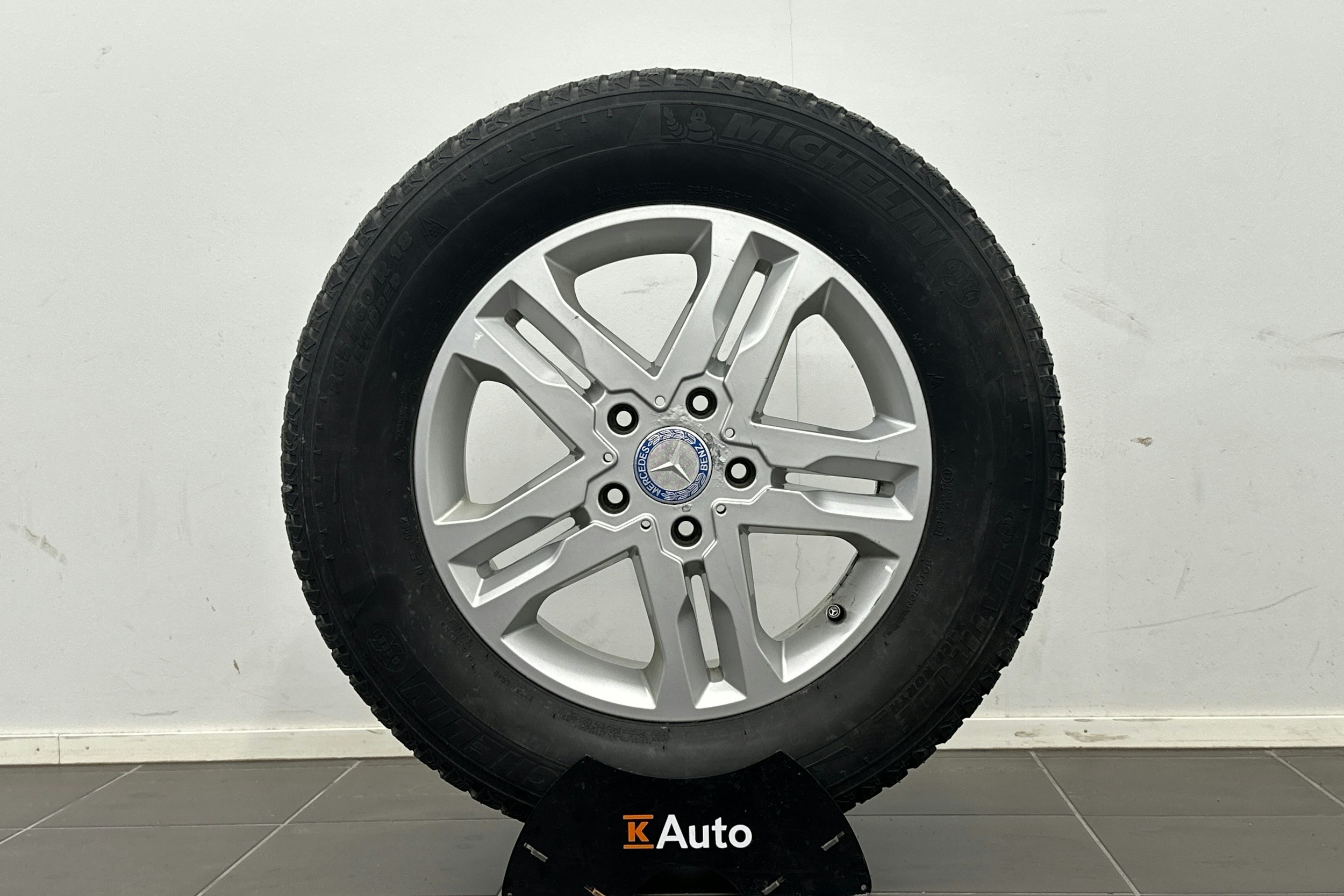 Musta Mercedes-Benz G 2012 kuva 13.