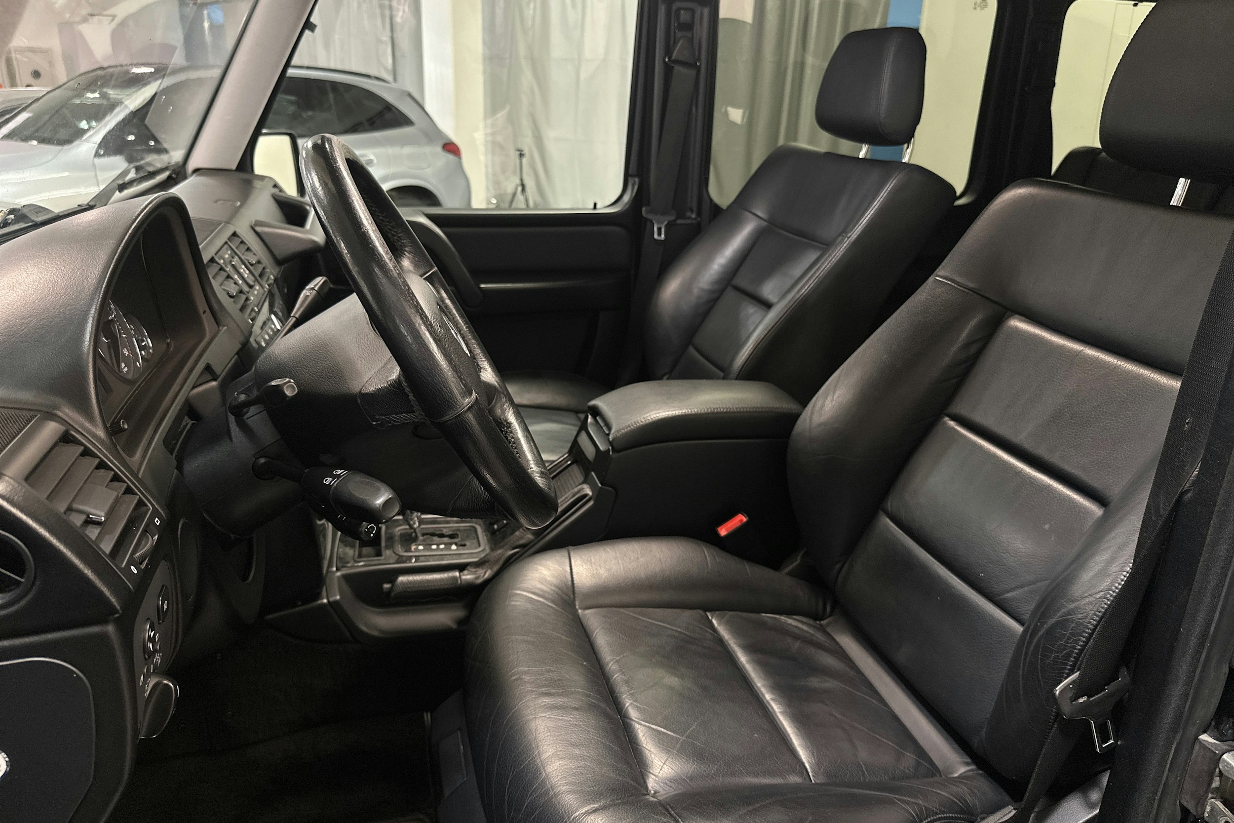 Musta Mercedes-Benz G 2012 kuva 20.