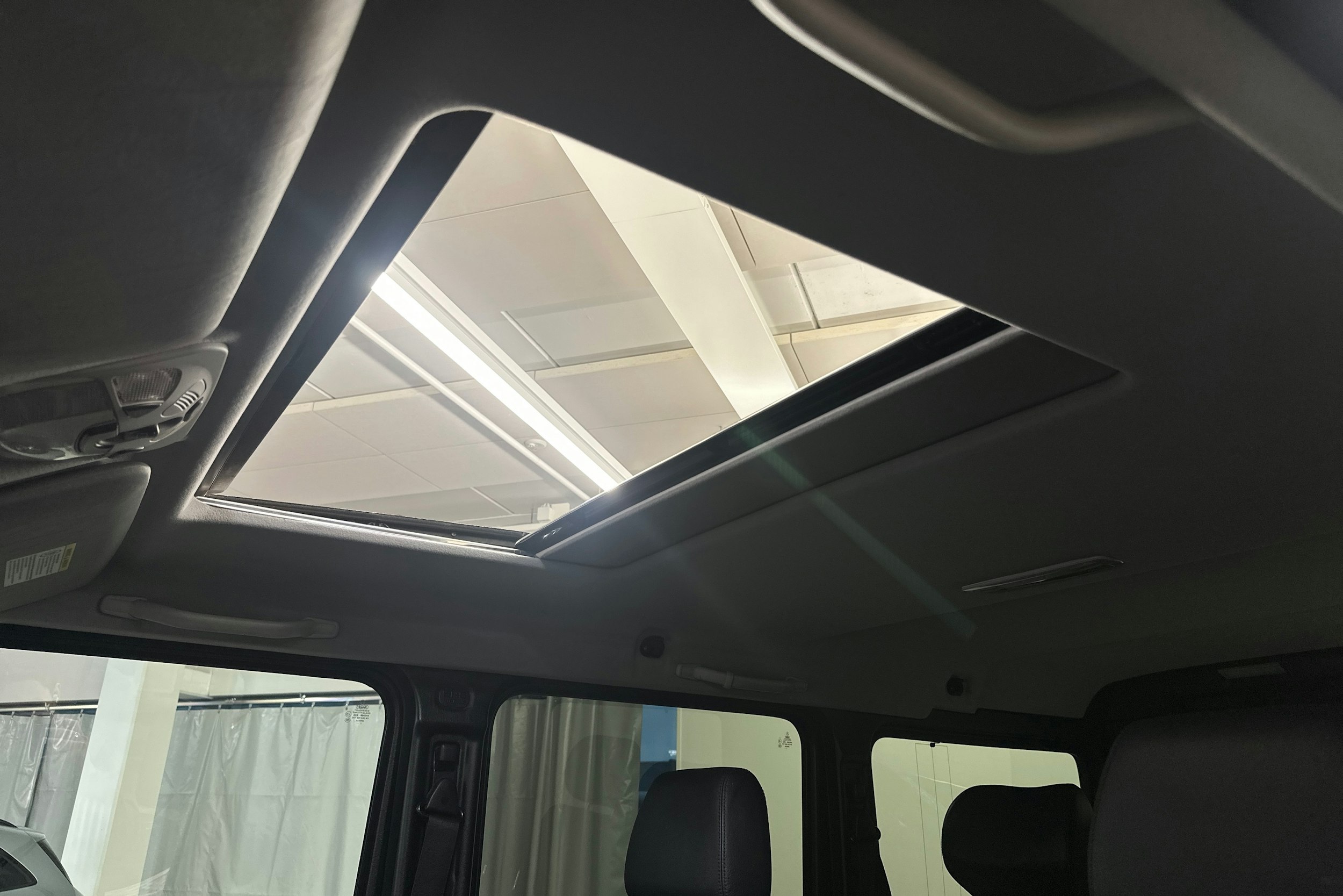 Musta Mercedes-Benz G 2012 kuva 21.