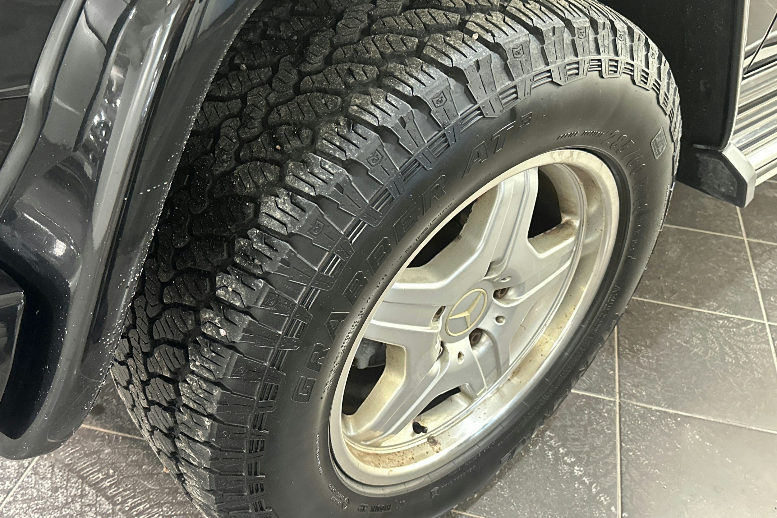 Musta Mercedes-Benz G 2012 kuva 23.