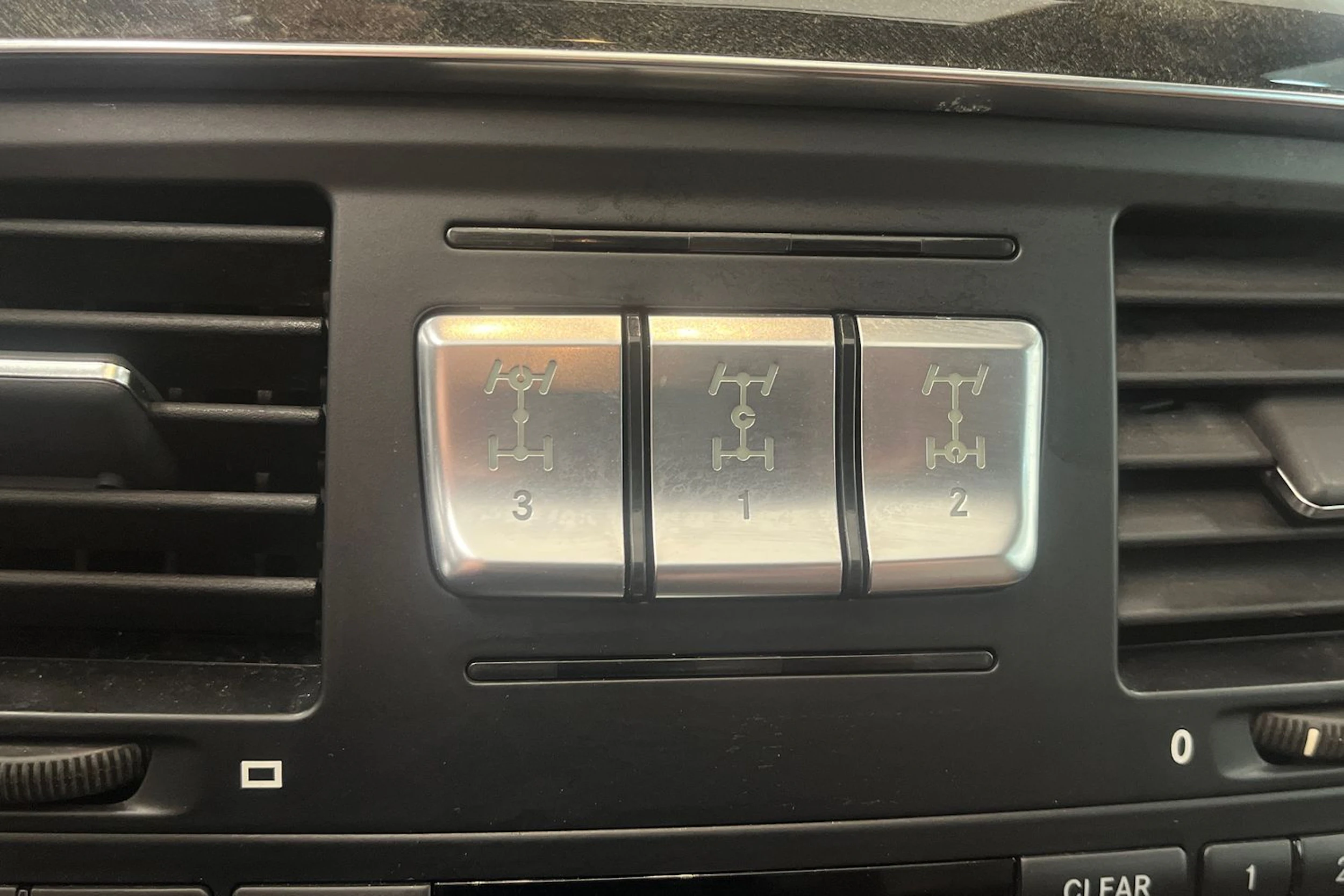 musta Mercedes-Benz G 2012 kuva 29.