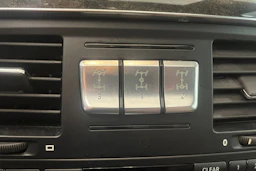 musta Mercedes-Benz G 2012 kuva 29.