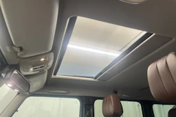 musta Mercedes-Benz G 2012 kuva 36.
