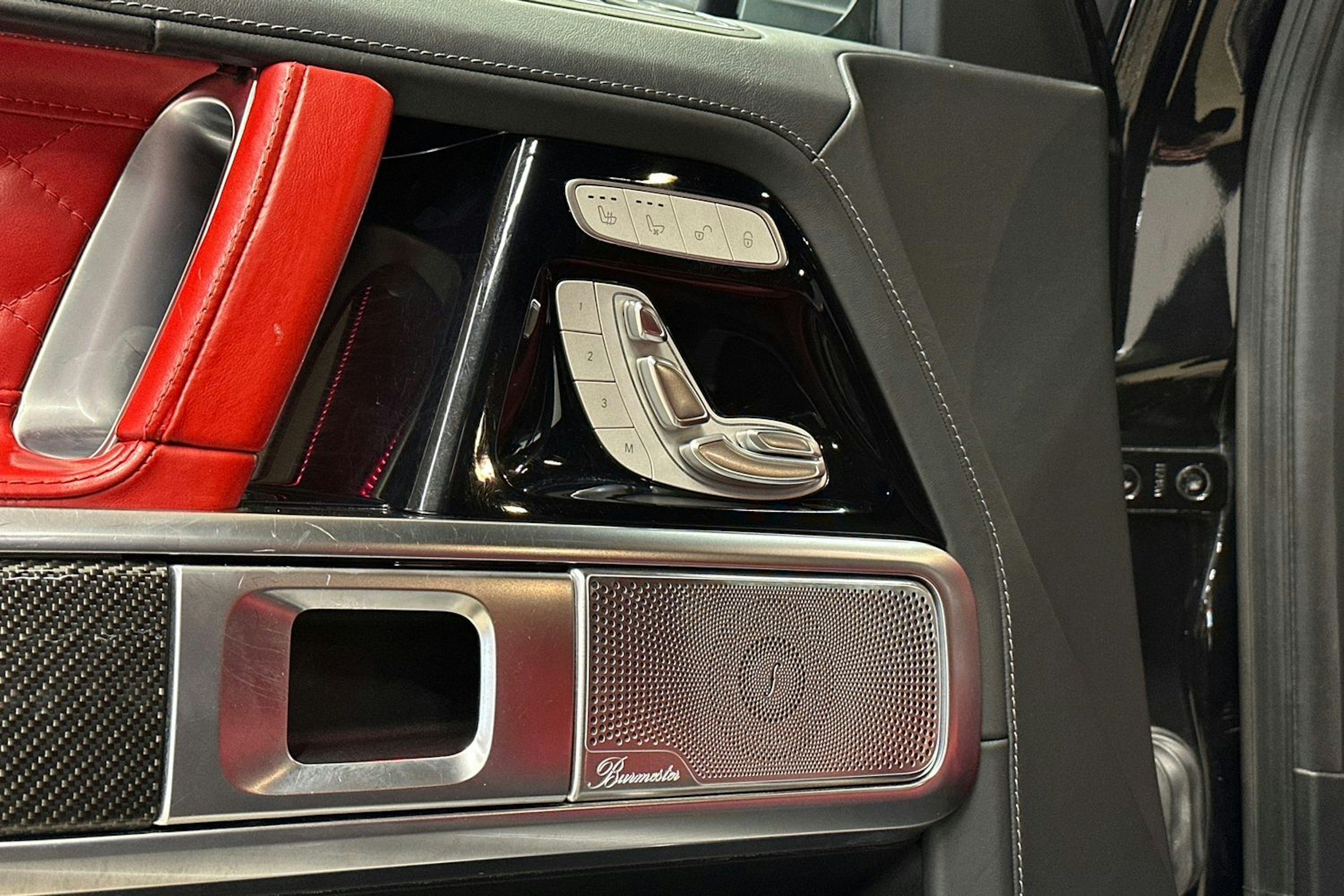 met. musta Mercedes-Benz G 63 AMG 2020 kuva 20.