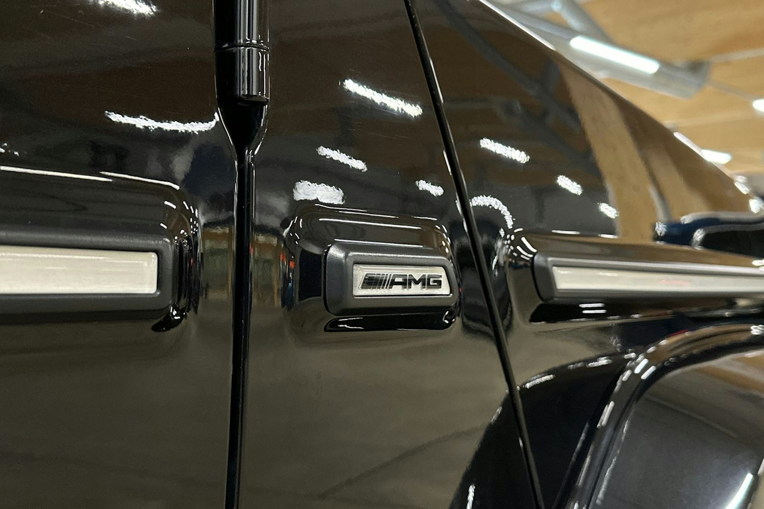 met. musta Mercedes-Benz G 63 AMG 2020 kuva 40.