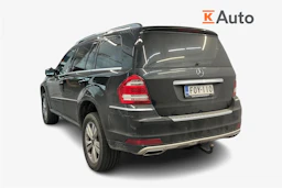 Musta Mercedes-Benz GL 2010 kuva 2.