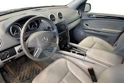 Musta Mercedes-Benz GL 2010 kuva 3.