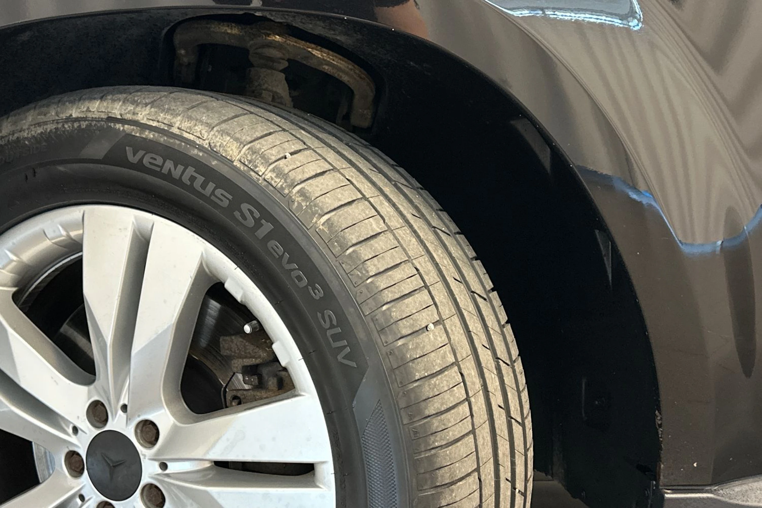 Musta Mercedes-Benz GL 2010 kuva 10.