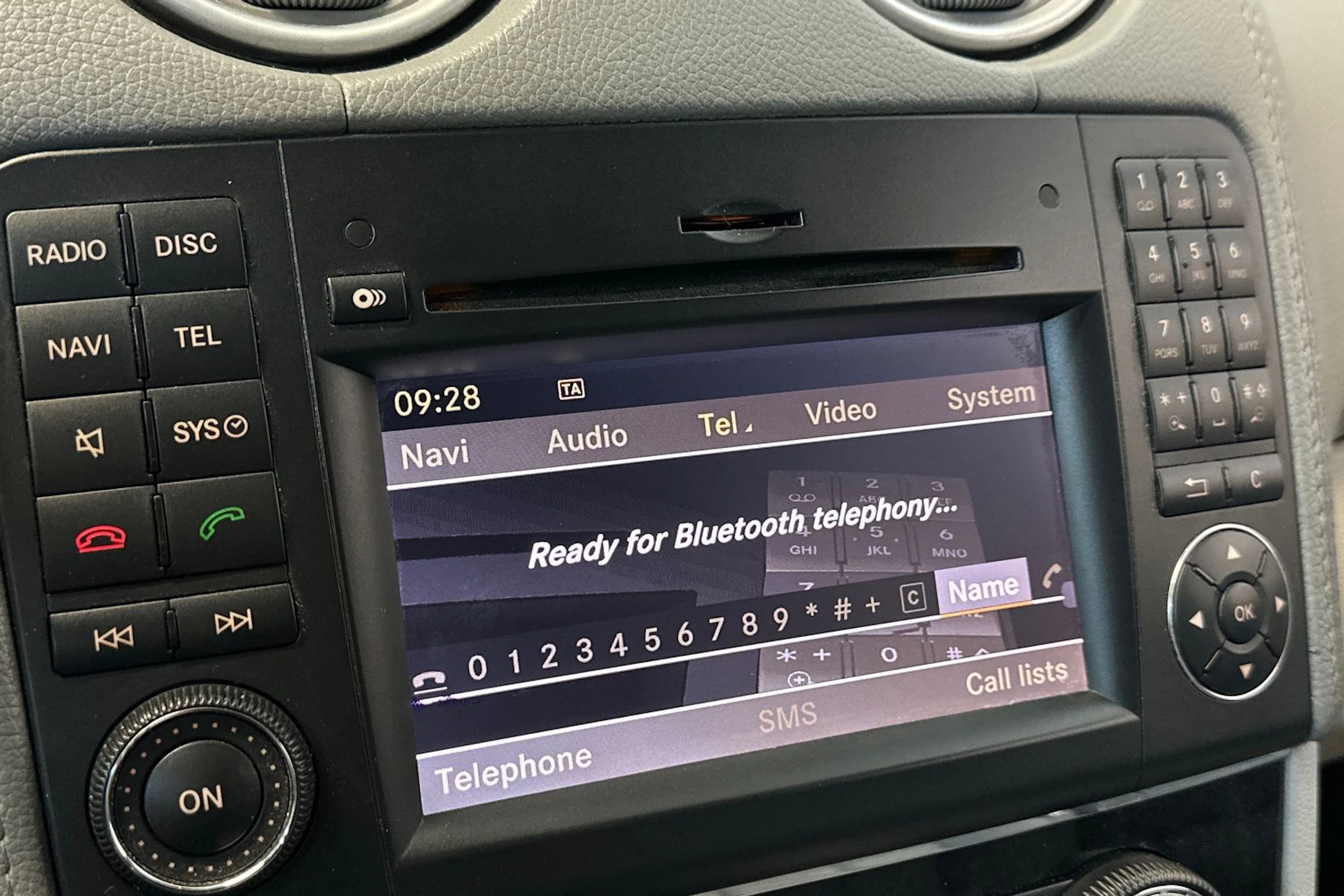 Musta Mercedes-Benz GL 2010 kuva 22.