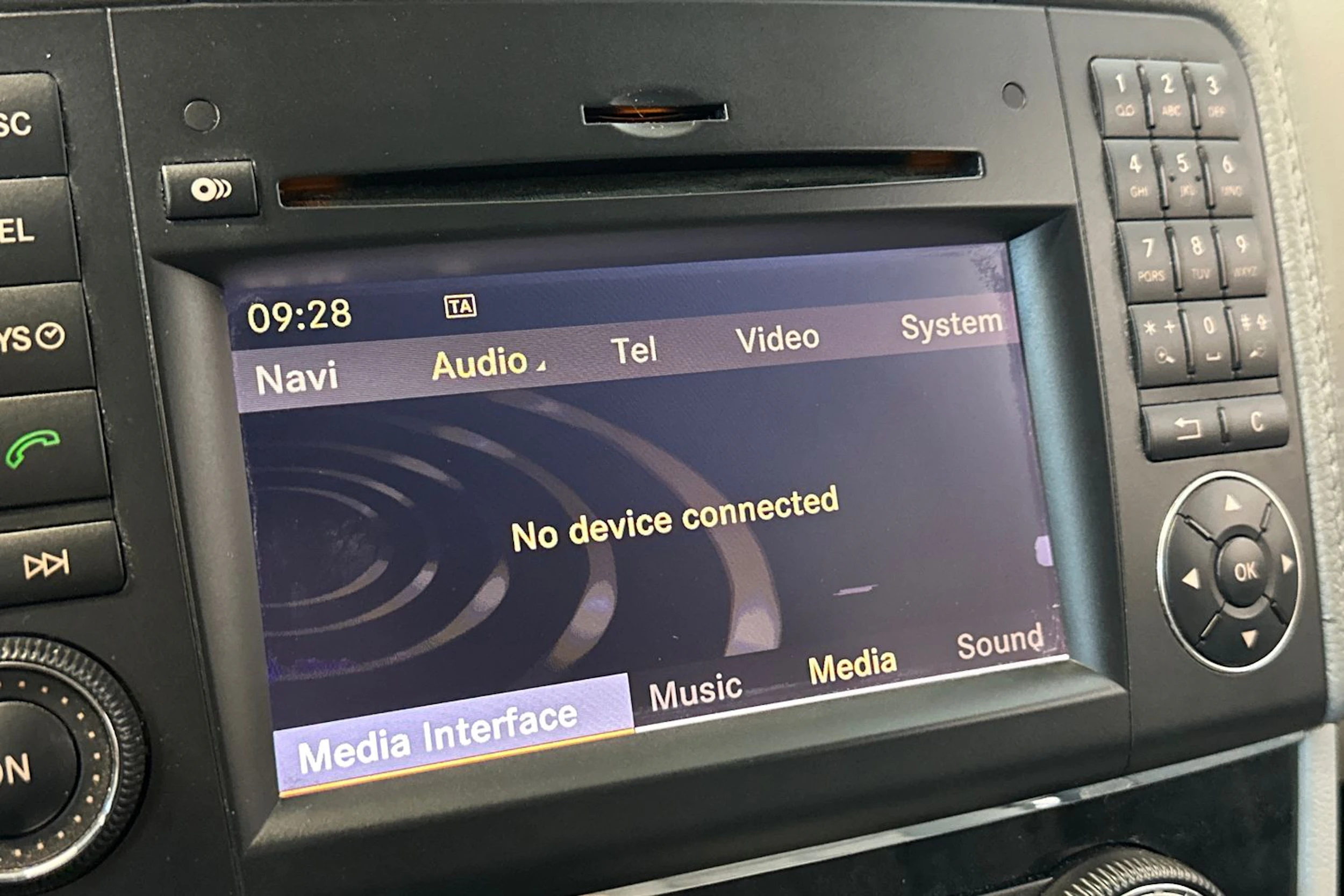 Musta Mercedes-Benz GL 2010 kuva 24.
