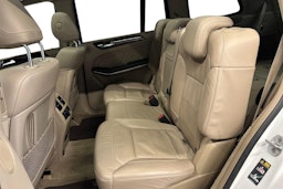 valkoinen Mercedes-Benz GL 2014 kuva 10.