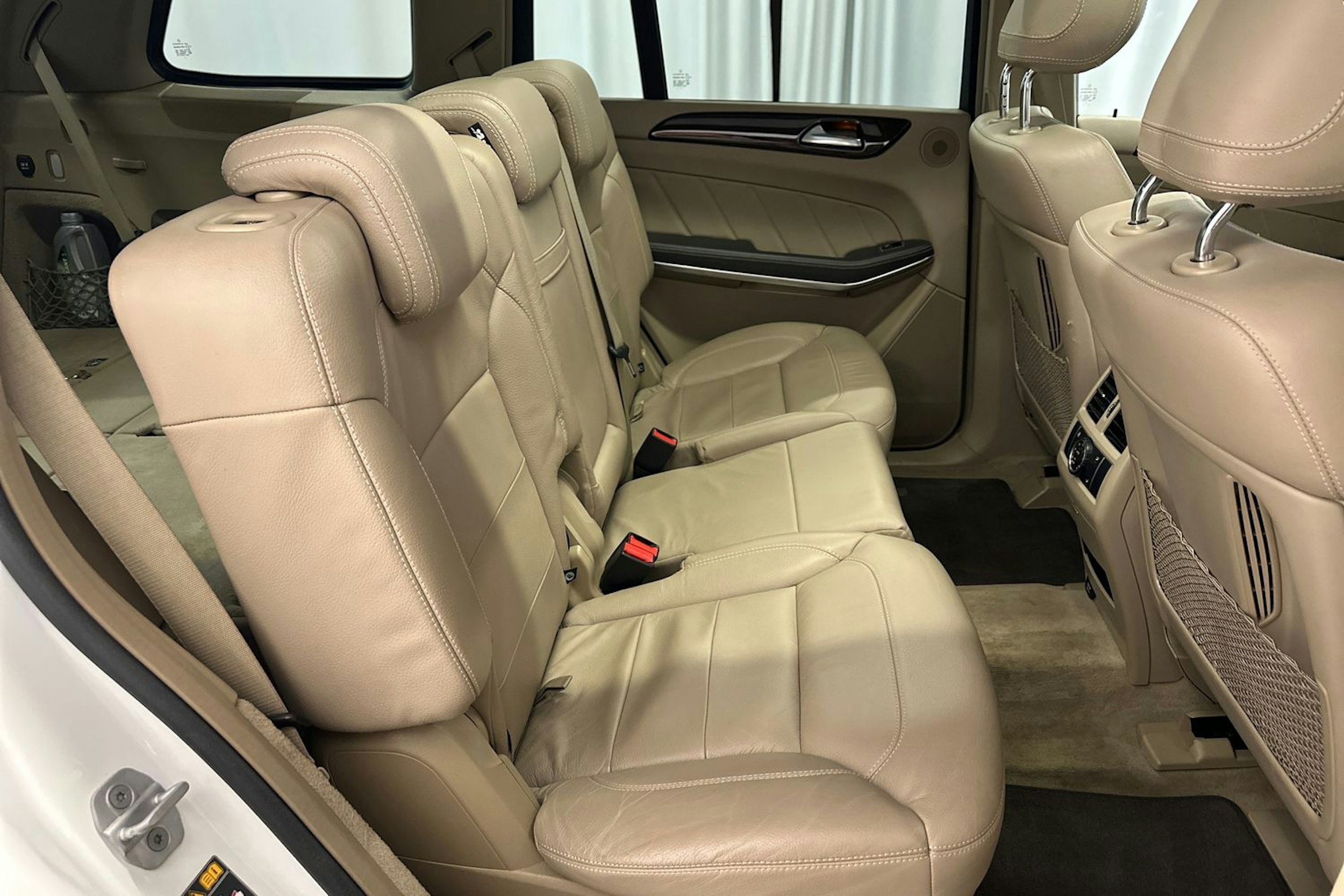 valkoinen Mercedes-Benz GL 2014 kuva 14.