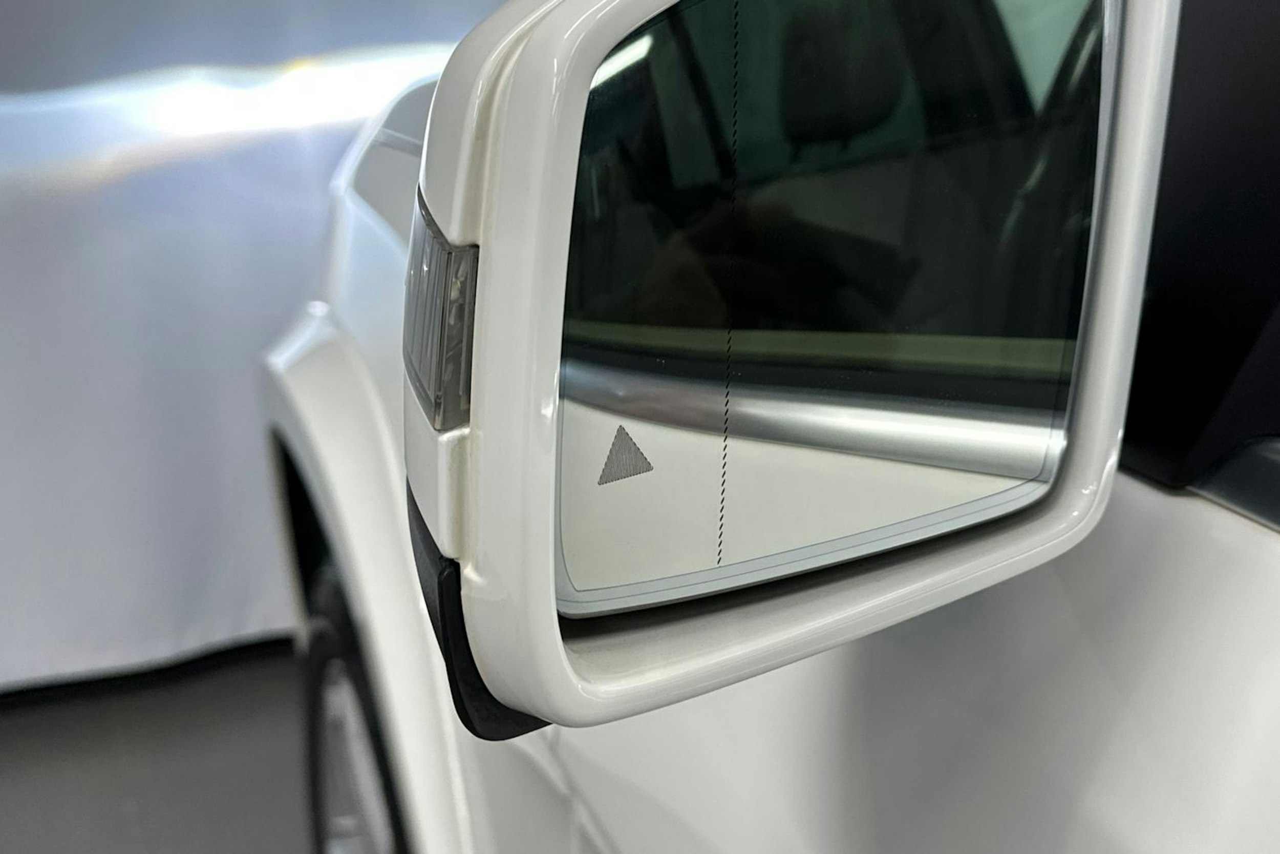 valkoinen Mercedes-Benz GL 2014 kuva 20.