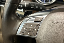 valkoinen Mercedes-Benz GL 2014 kuva 26.