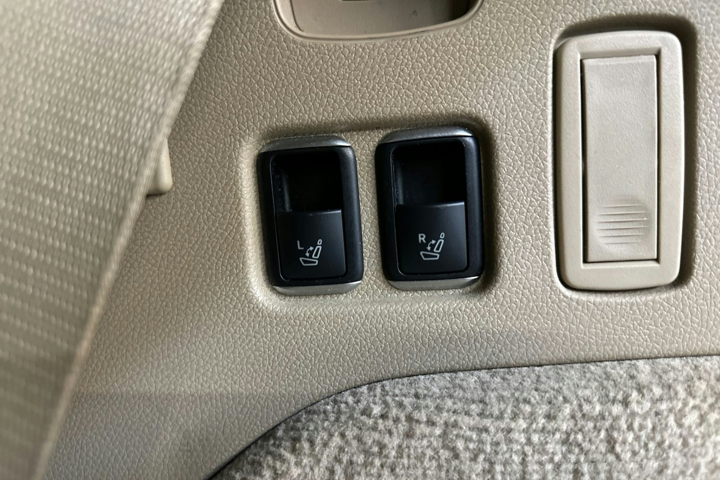 valkoinen Mercedes-Benz GL 2014 kuva 41.