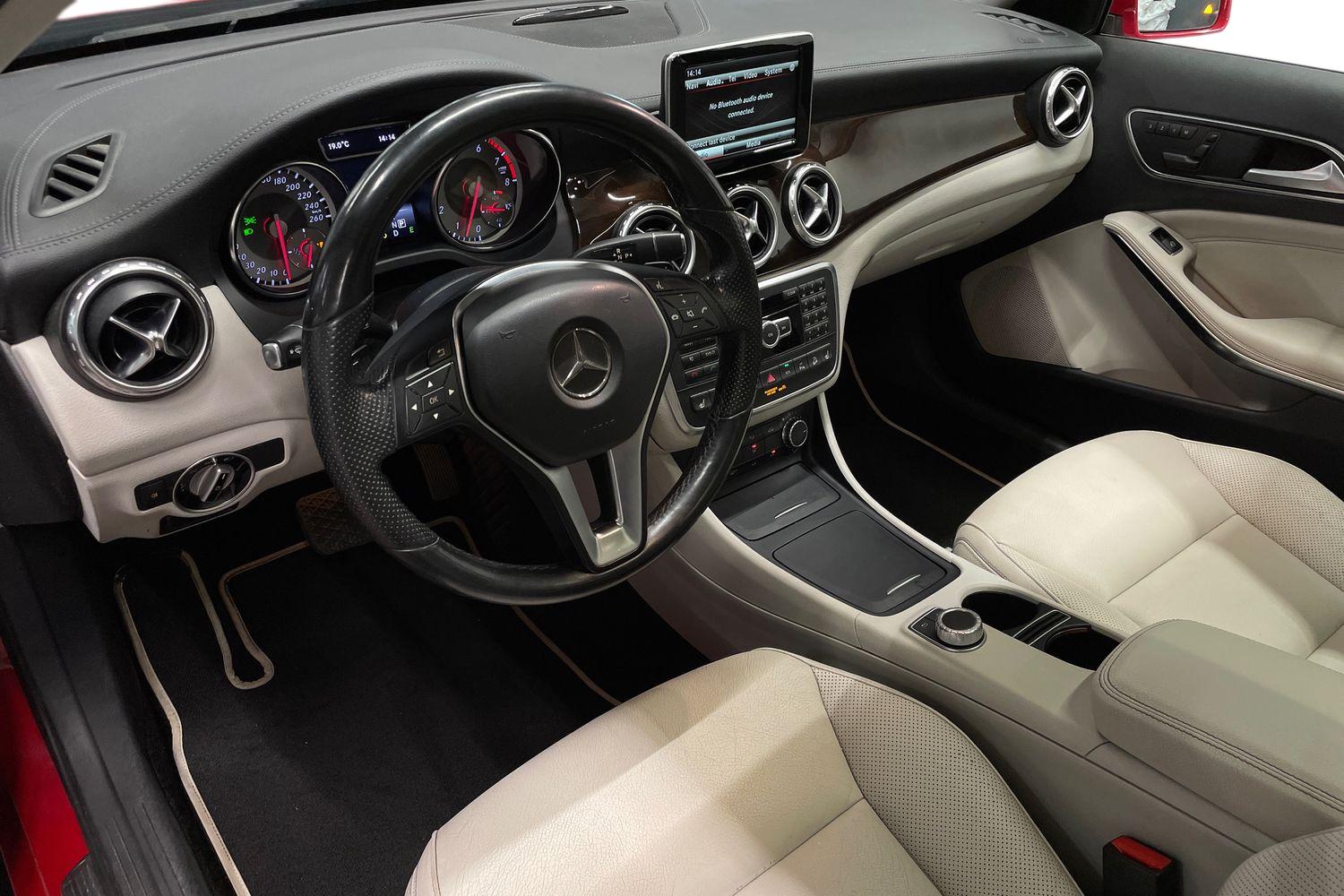 Mercedes-Benz GLA 2014, kuva 6/27
