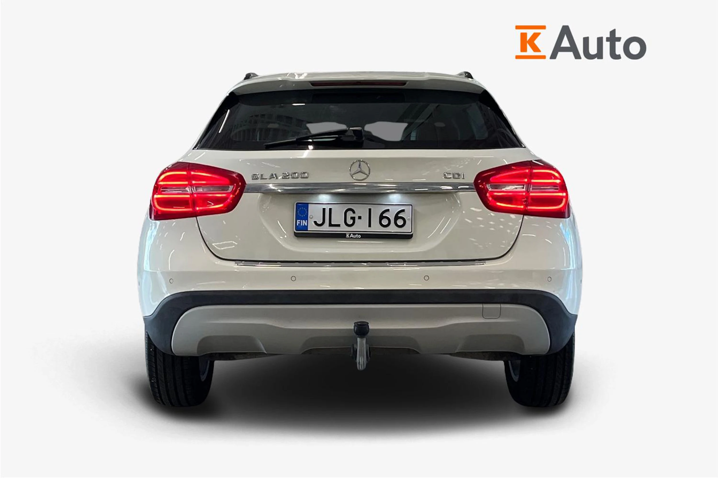 valkoinen Mercedes-Benz GLA 2014 kuva 3.