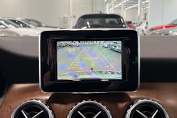 valkoinen Mercedes-Benz GLA 2014 kuva 19.
