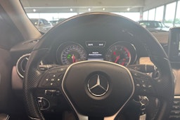 valkoinen Mercedes-Benz GLA 2014 kuva 15.