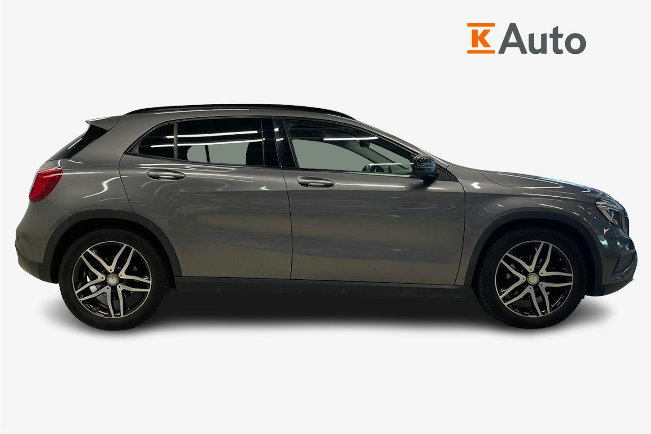 Harmaa Mercedes-Benz GLA 2014 kuva 6.