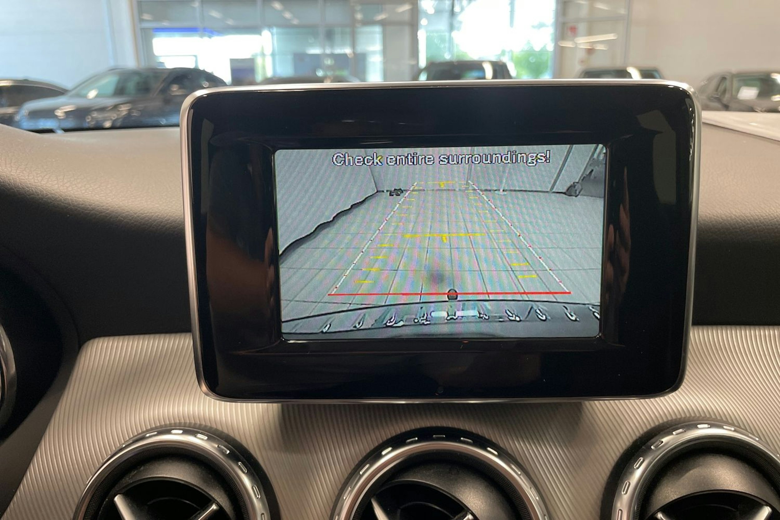 Harmaa Mercedes-Benz GLA 2014 kuva 18.