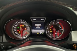 Musta Mercedes-Benz GLA 2014 kuva 17.