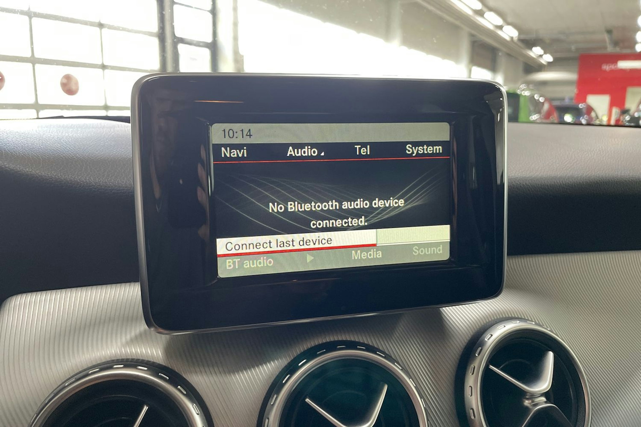 Musta Mercedes-Benz GLA 2014 kuva 20.