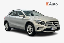 harmaa Mercedes-Benz GLA 2015 kuva 1.