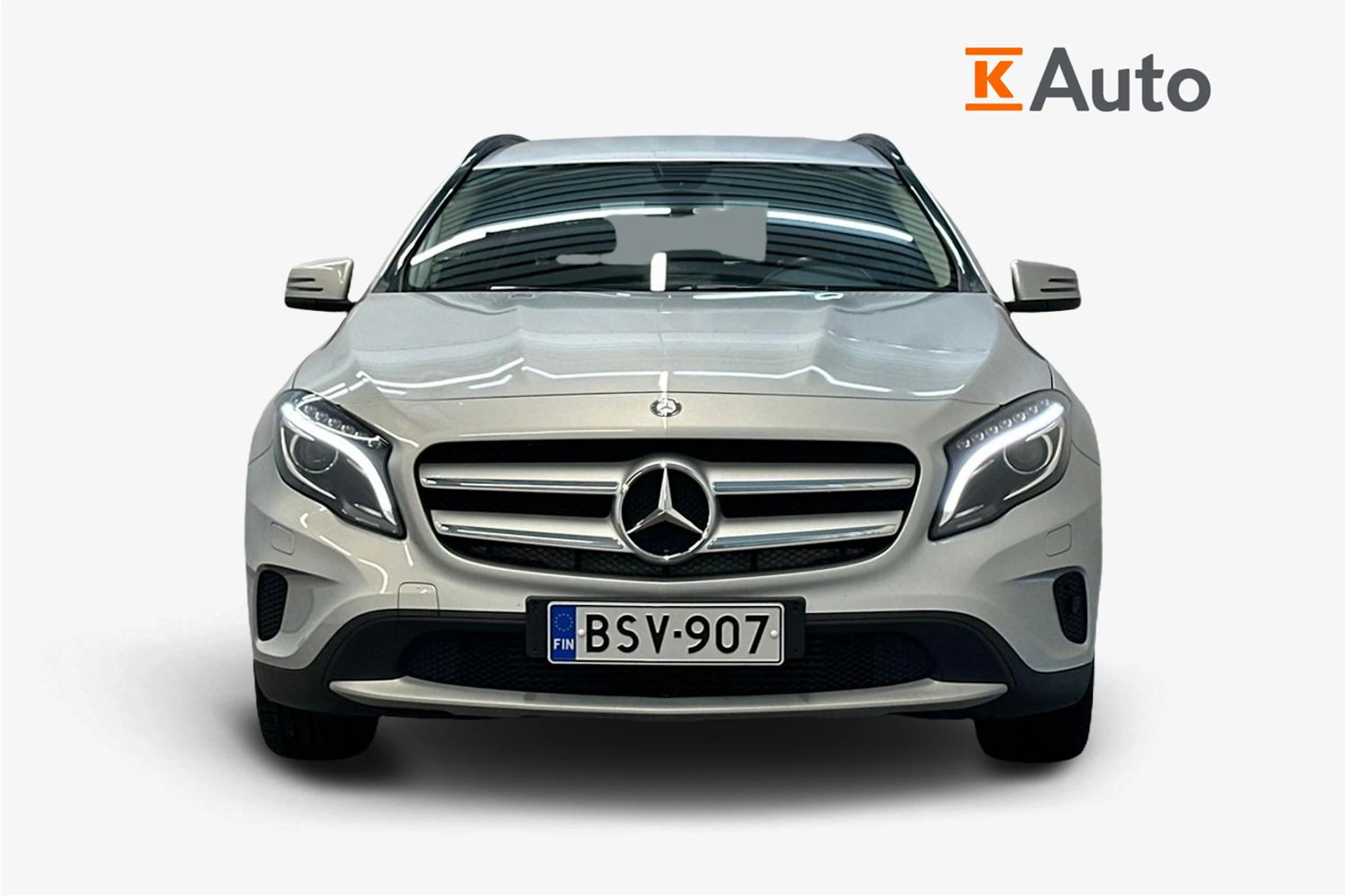 harmaa Mercedes-Benz GLA 2015 kuva 4.